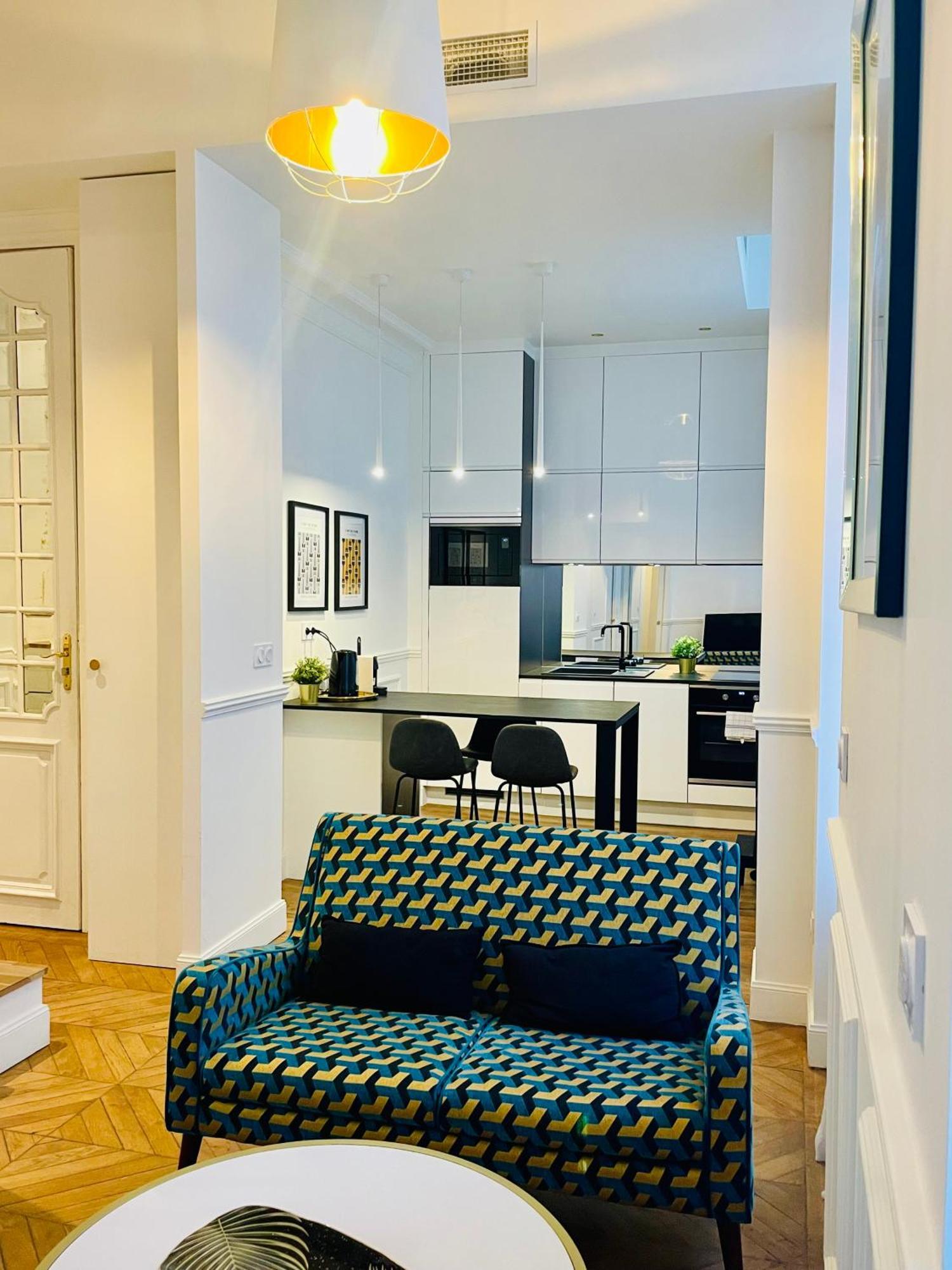 Appartement De Charme Art Deco - Hyper-Centre Ville - Place D'Erlon - Gare - 랭스 외부 사진