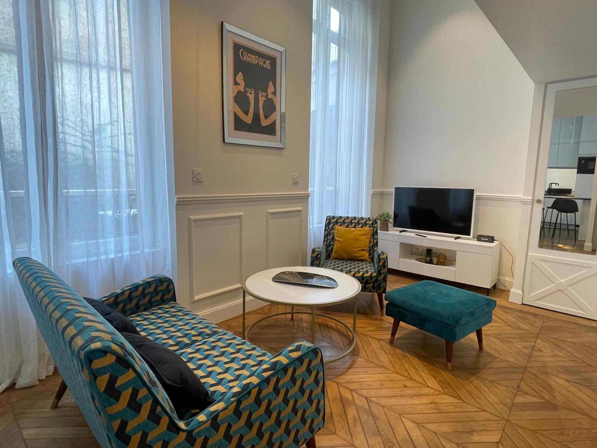 Appartement De Charme Art Deco - Hyper-Centre Ville - Place D'Erlon - Gare - 랭스 외부 사진